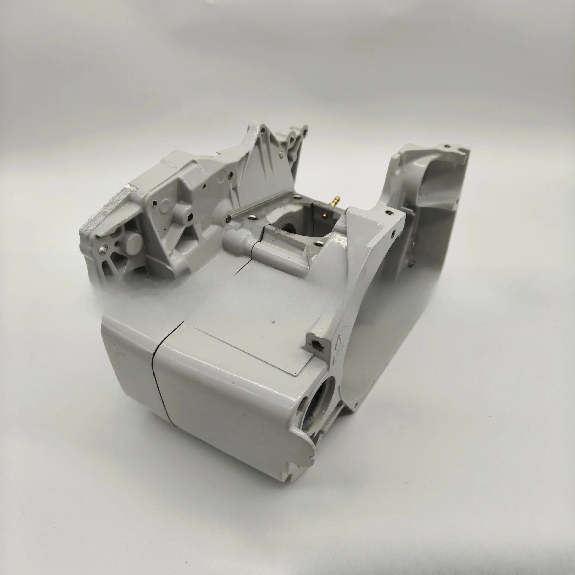 Applicable to MS660 box assembly MS066 crankcase assembly MS660 chainsaw MS066MS660 crankcase