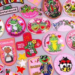 Roze Nederland Carnaval Kikker Borduurpatch Nederland Oeteldonk Embleem Geborduurde Patches Voor Kleding Opstrijkbare Patches DIY