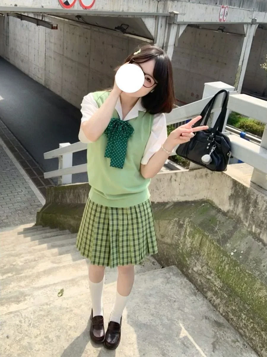 

Original Japanese Style JK Uniform Outfits Women's Knitted Vest Underwear Short Sleeve Shirt Combination Skirt Set Breathable