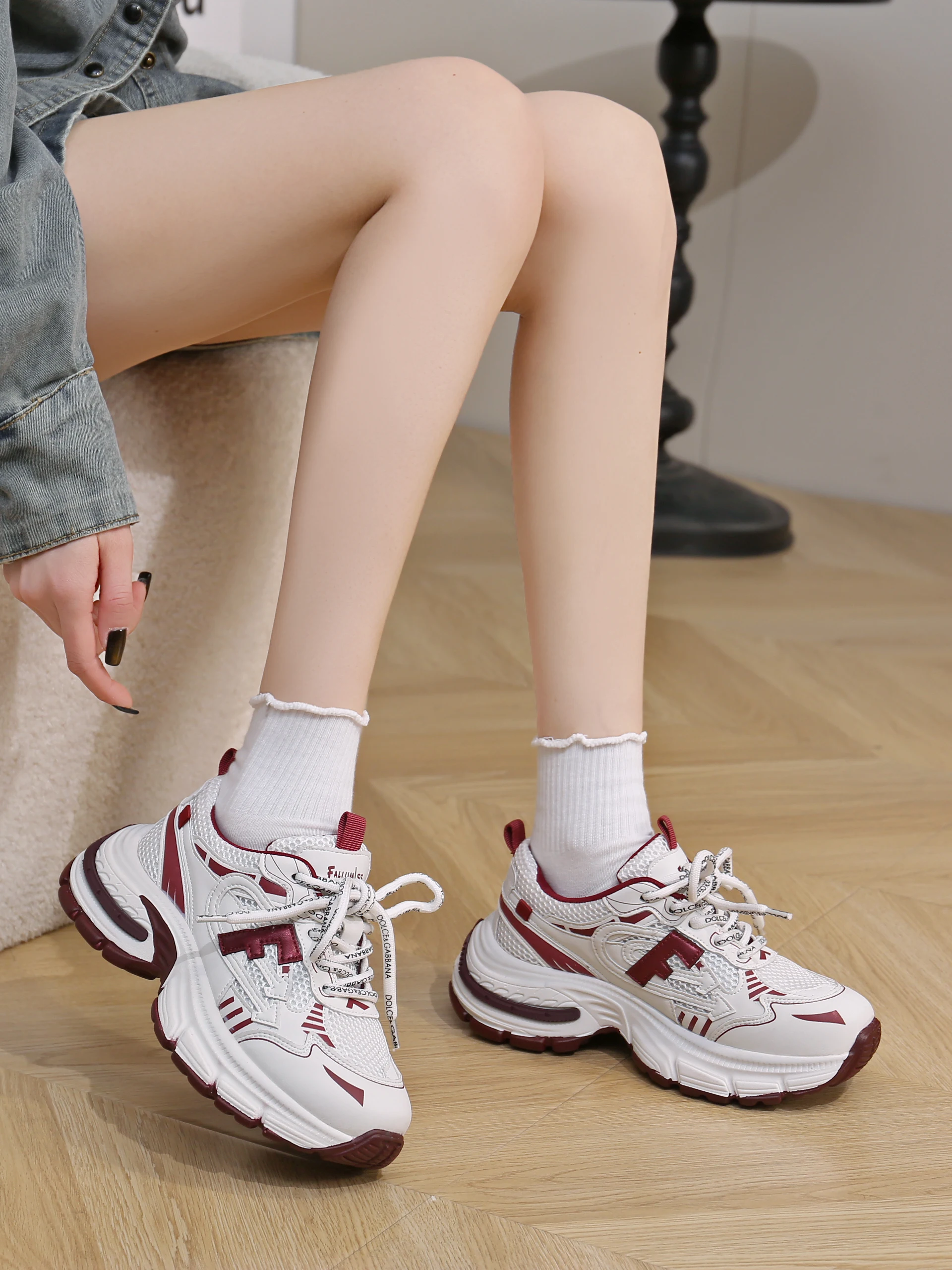 women's-sport-shoes-breathable-dad-sneakers-thick-bottom-heightening-lightweight-versatile-spring-fashion-sneakers
