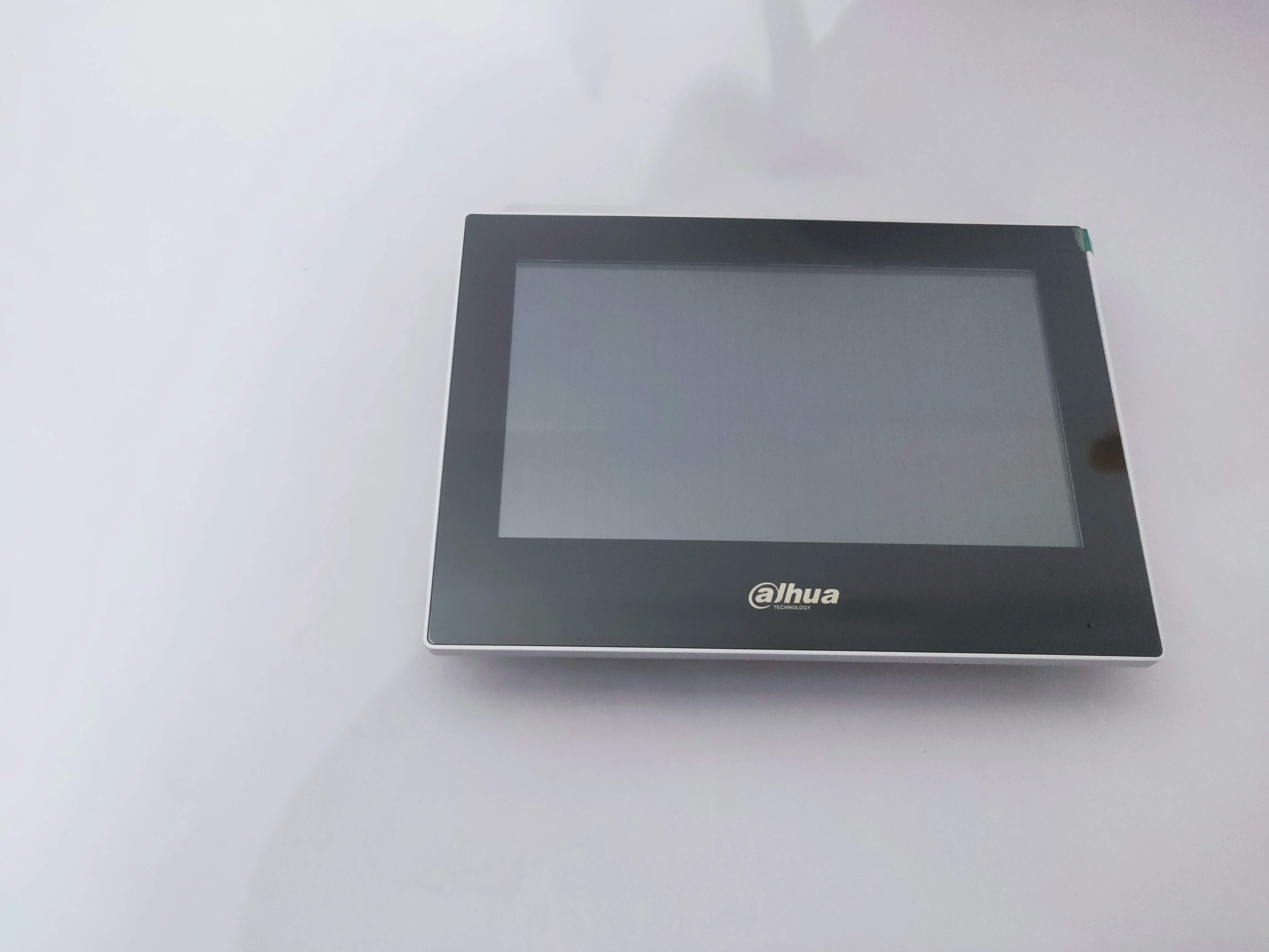 Dahua IP & Wi-Fi Indoor Monitor VTH2621G-WP VTH2621GW-WP, Support Door station and IPC monitor