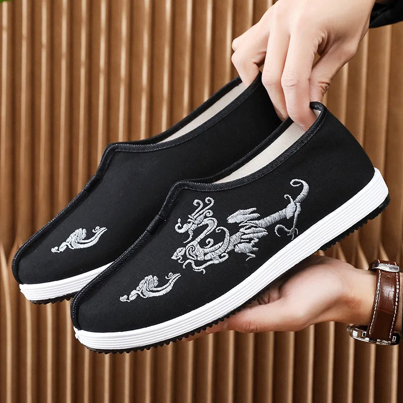 Beijing Style Men's Cotton Fabric Shoes Breathable Anti-slip Embroidered Round Toe Kung Fu Shoes Chinese Style Slip-On Shoes