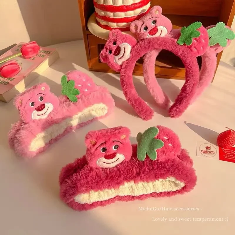 

Cartoon Pink Strawberry Bear Headband Plush Face Wash Hairband Pressed Hair Anti-Slip Headband for Women Hair Accessoires