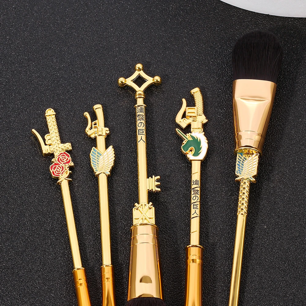 5 ピース/セットアニメシリーズ進撃の巨人メイクブラシコスプレツールファンデーションブラッシュブレンド美容マキアージェムブラシバッグ付き