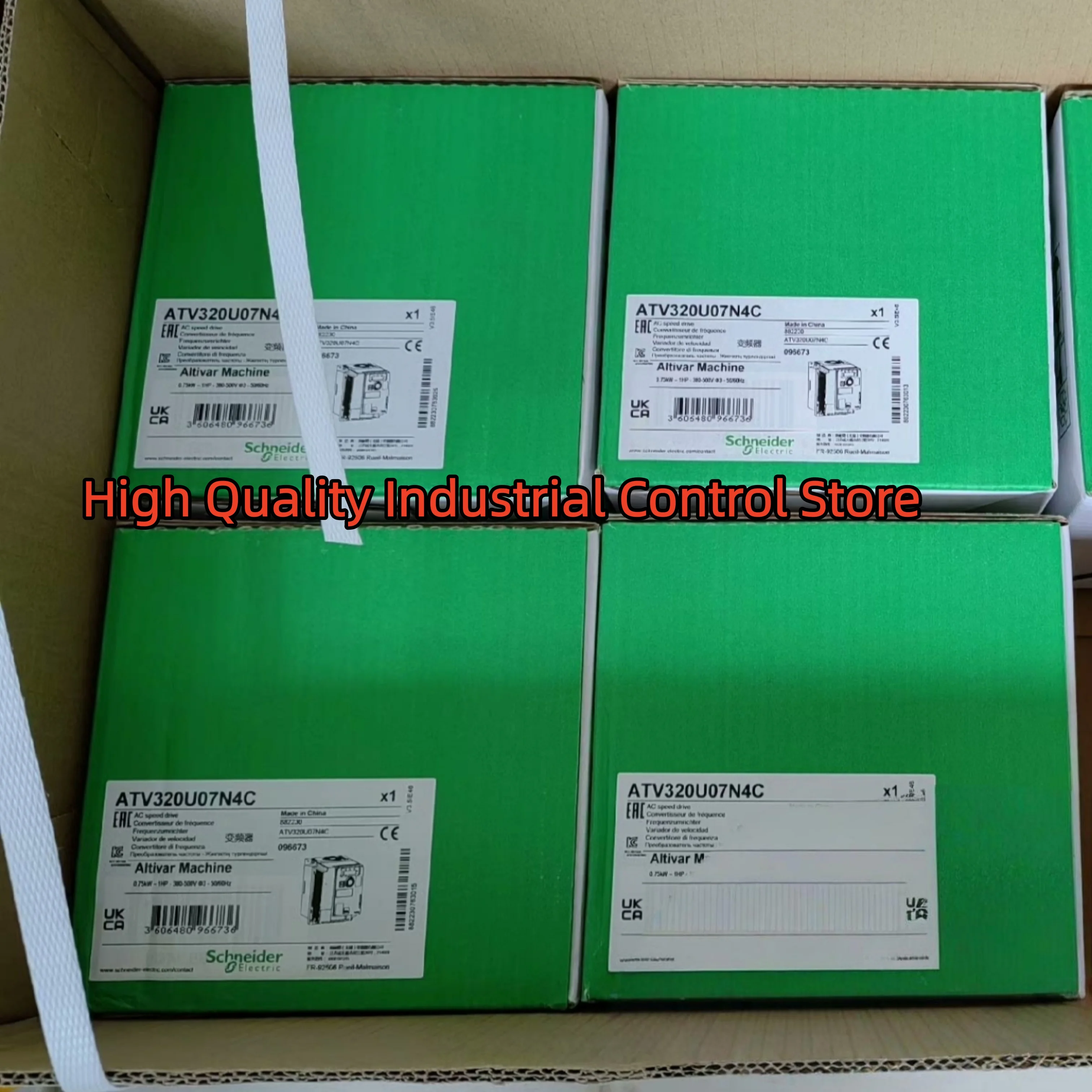 محول التردد ATV320U07N4C جديد في الصندوق #2