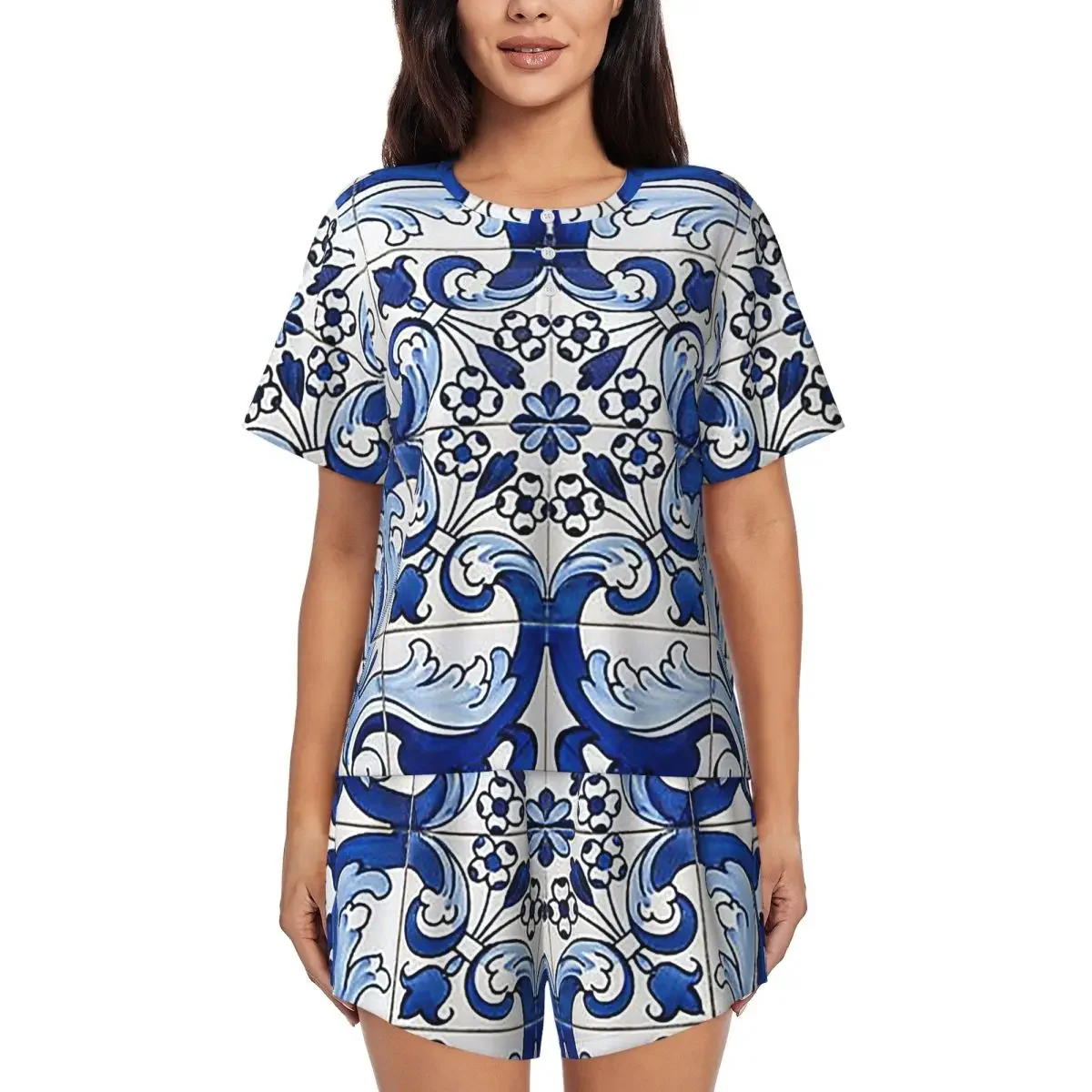 

Antique Classic Lisbon Blue Azulejo Tile Floral Round Neck Short Sleeve Nightgowns for Sleeping Women Pajama Set Short Pants