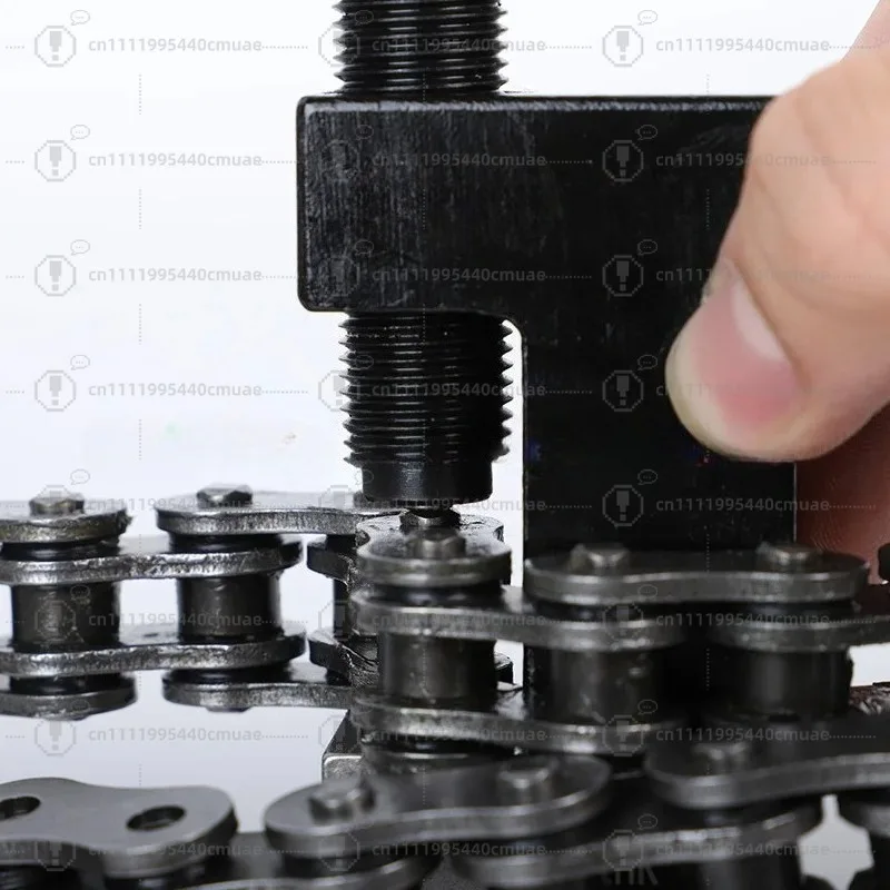 Motorcycle oil seal chain remover punching chain buckle installation special tool