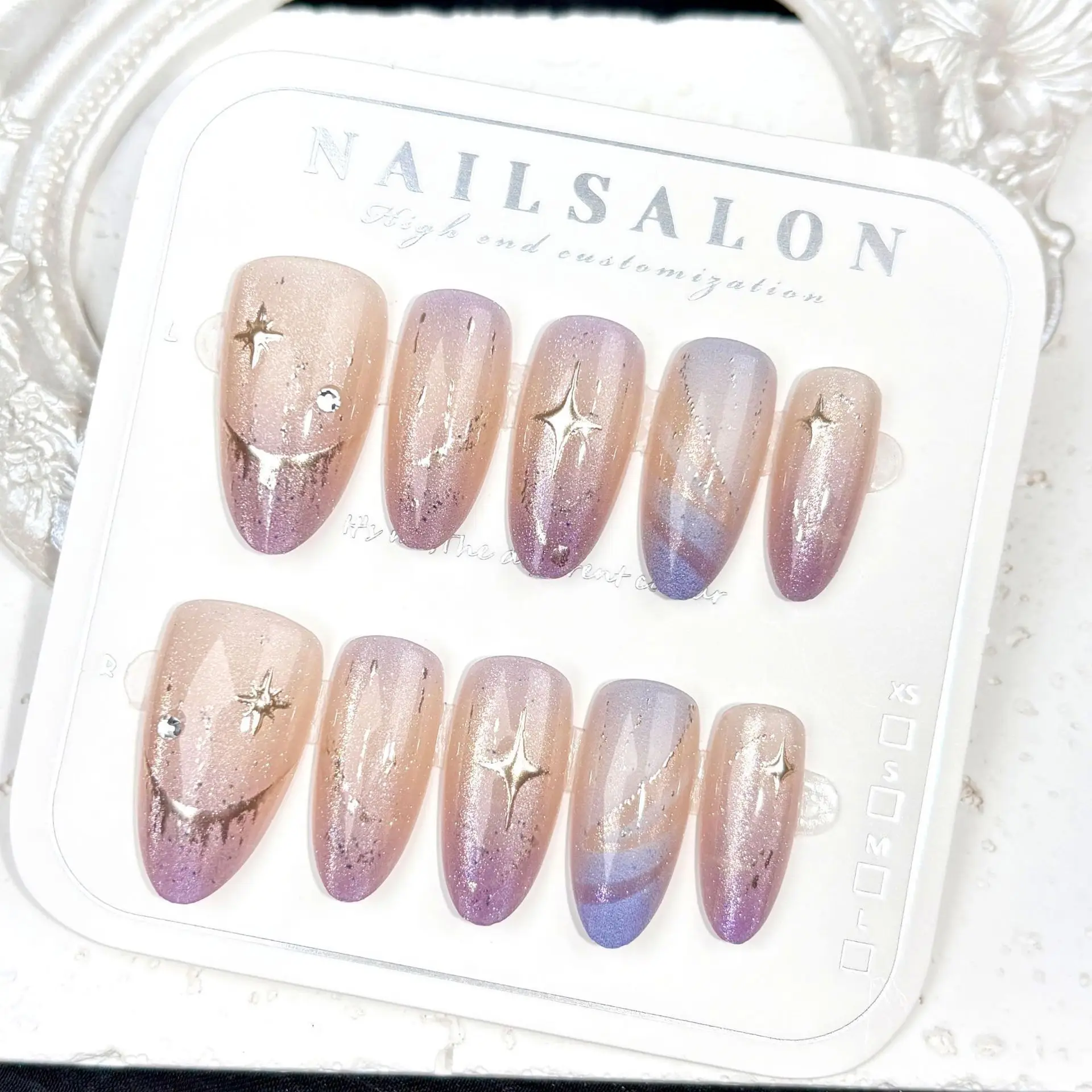 10 Pezzi Unghie Finte Effetto Occhio di Gatto Viola con Stelle Argentate, Unghie Finte Riutilizzabili a Mandorla Ovale, Unghie Francesi da Donna