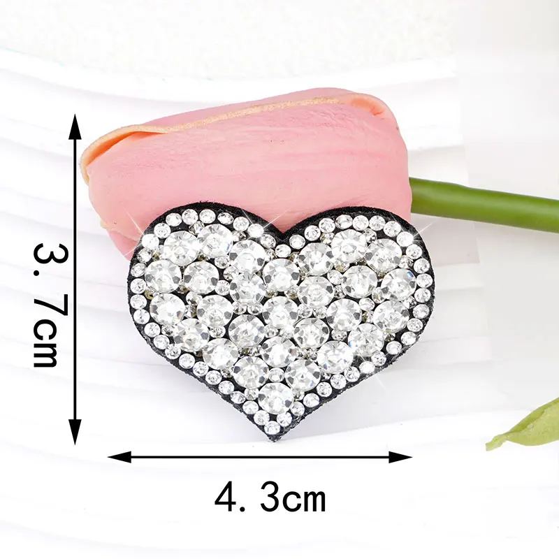 10 Stück herzförmige Diamant-Aufnäher zum Aufbügeln auf Kleidung, für DIY-Haarspangen und als Dekorationspatch. – Detail 7