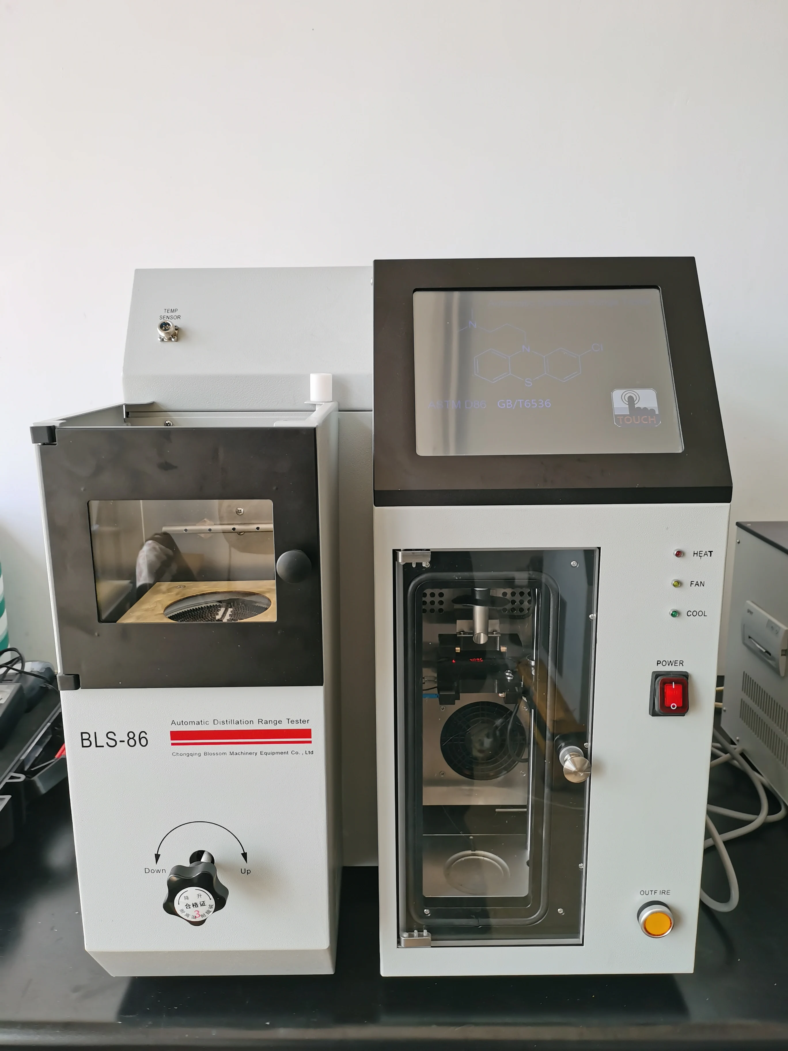 Laboratory Naphthas White Spirits kerosine Distillation Apparatus By ASTM D86