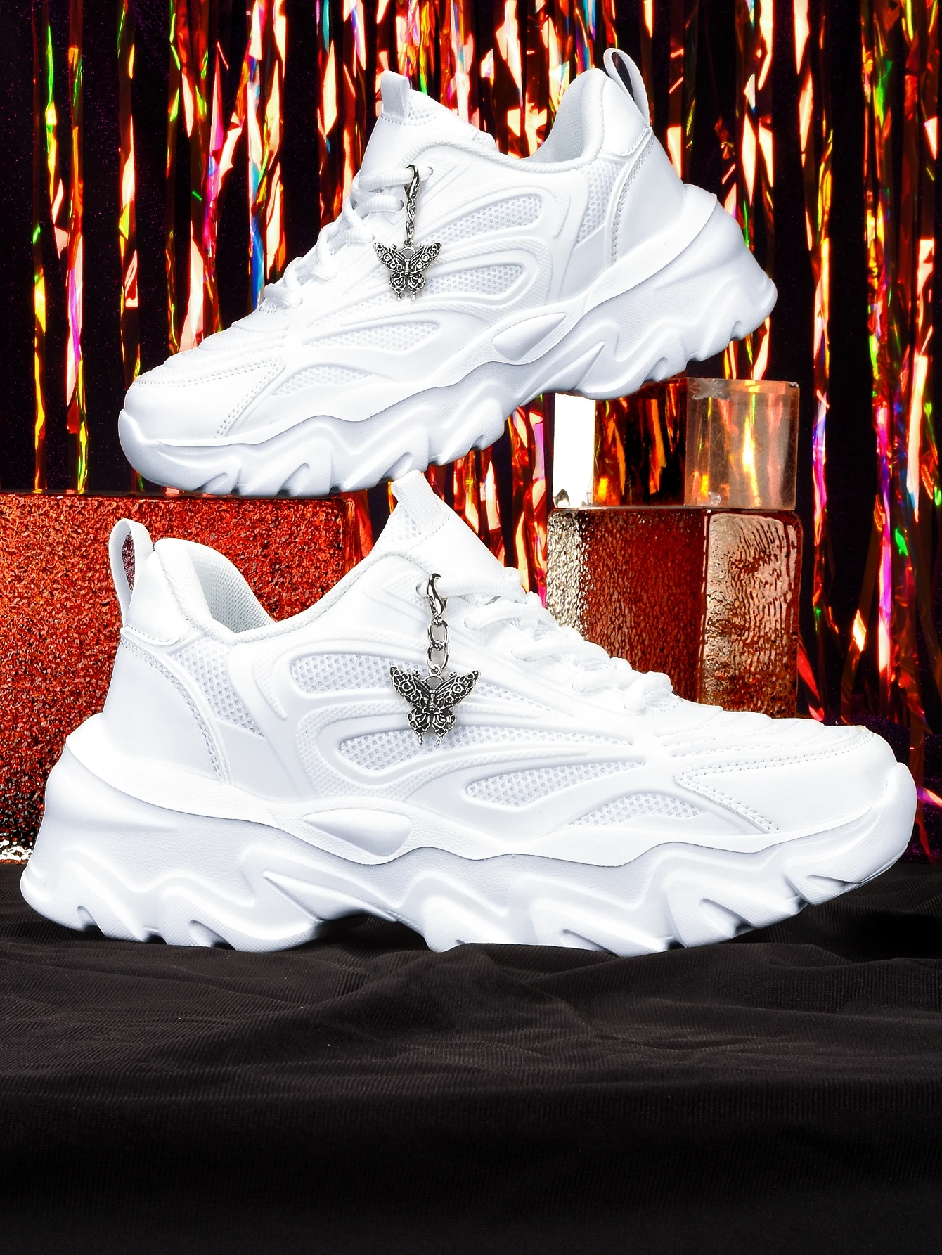 Women's Casual Dad Shoes with Thick Soles, Featuring Retro Butterfly Metal Decorations, Breathable Mesh Sneakers, Lightweight and Comfortable Eva Wave-Shaped Outsole, Suitable for Students, Daily Commuting, White Shoes for Trendy Lovers, Outdoor Soft-Soled Non-Slip Y2K Sweet-Cool Style, Unique Design, Non-Crowded Style Women's Shoes
