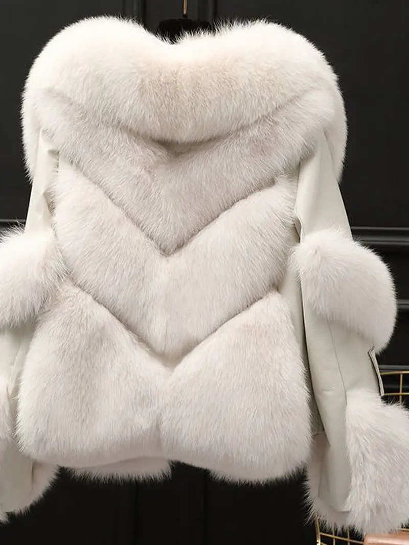 معطف نسائي جديد موضة 2025 فضفاض قصير بسحّاب من الفرو الصناعي للخريف والشتاء سترة من فرو الثعلب المقلد سترات نسائية للدراجات النارية