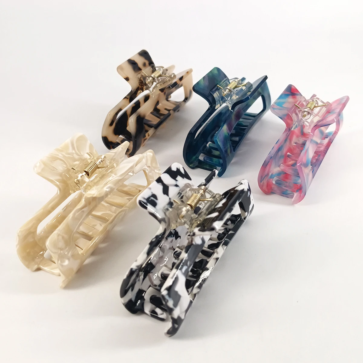 أزياء ليوبارد طباعة مخالب الشعر هندسية المشبك انتزاع مقاطع التصميم للنساء الفتيات دبوس الشعر إكسسوارات الشعر