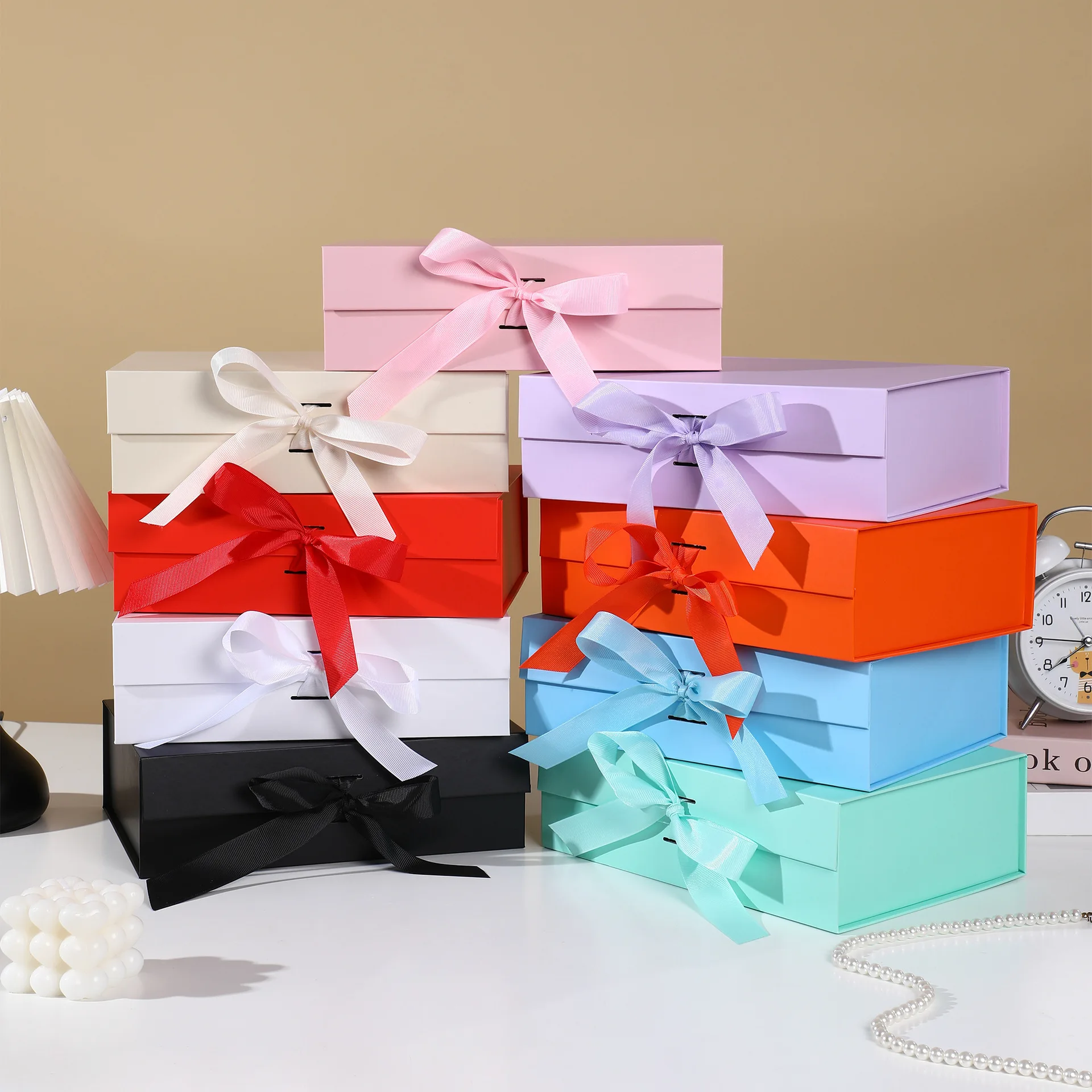 Einteilige Faltbare Geschenkbox mit Schleife, Dicke Klappdeckelbox für Kosmetik, Hochzeit, Geburtstag und Brautjungfern-Geschenkverpackung