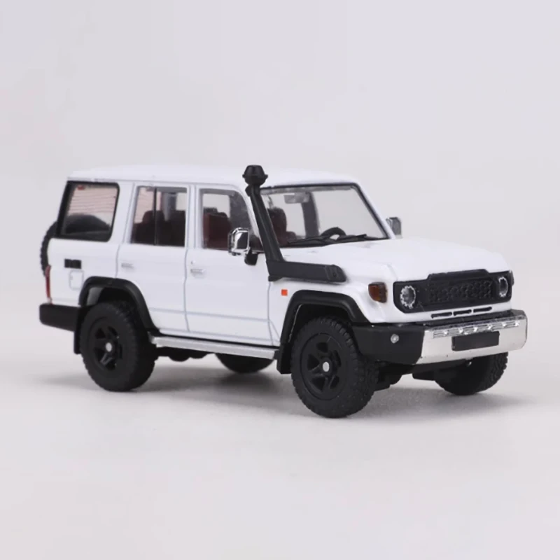 

Литой под давлением 1:64 масштаб Land Cruiser внедорожник моделирование сплава модель автомобиля LC70/LC76 готовый автомобиль коллекция игрушек для хобби