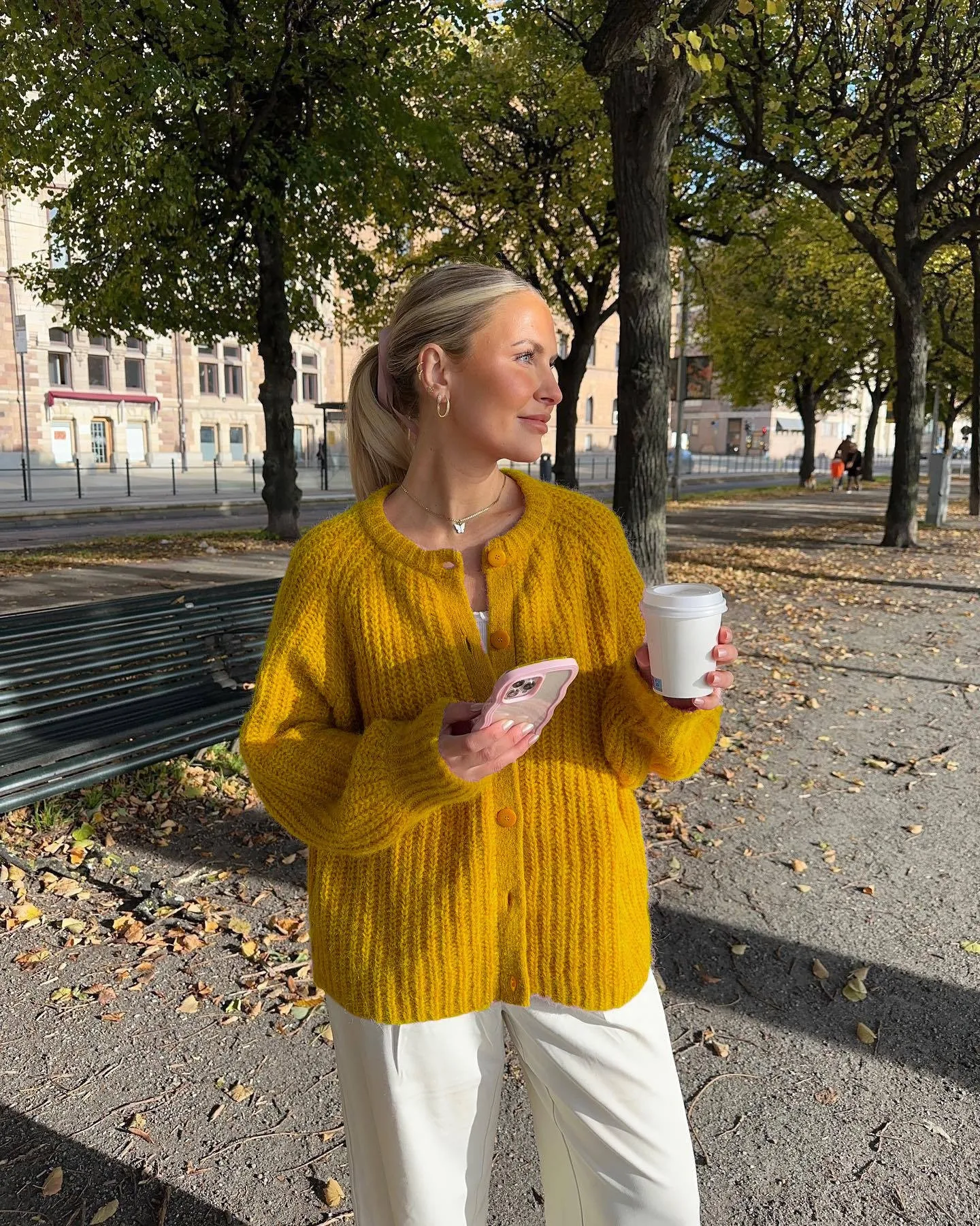 

2025 Autumn Winter New Fashion Women's Solid Color Casual Trendy Long Sleeve Single-breasted O-neck Knitted Sweater Female Coats