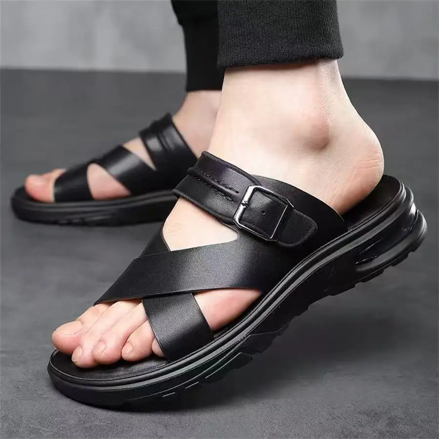 Men Summer New Leather Big Size Outdoor Slipper Soft sole Non Slip Lightweight Fashionable One Word Outdoor Beach Slipper Sandal