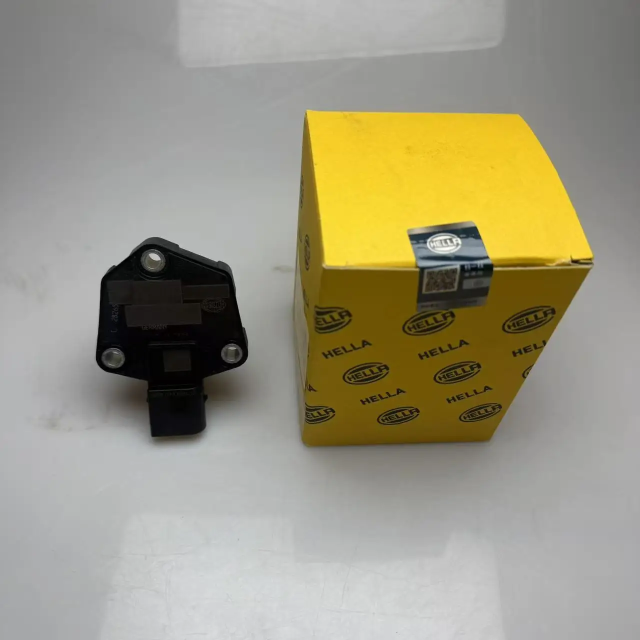 

OEM 12617638341 HELLA Engine OIL LEVEL SENSOR For BMW F20 F30 F34 F10 F25 F15 F16 2.0