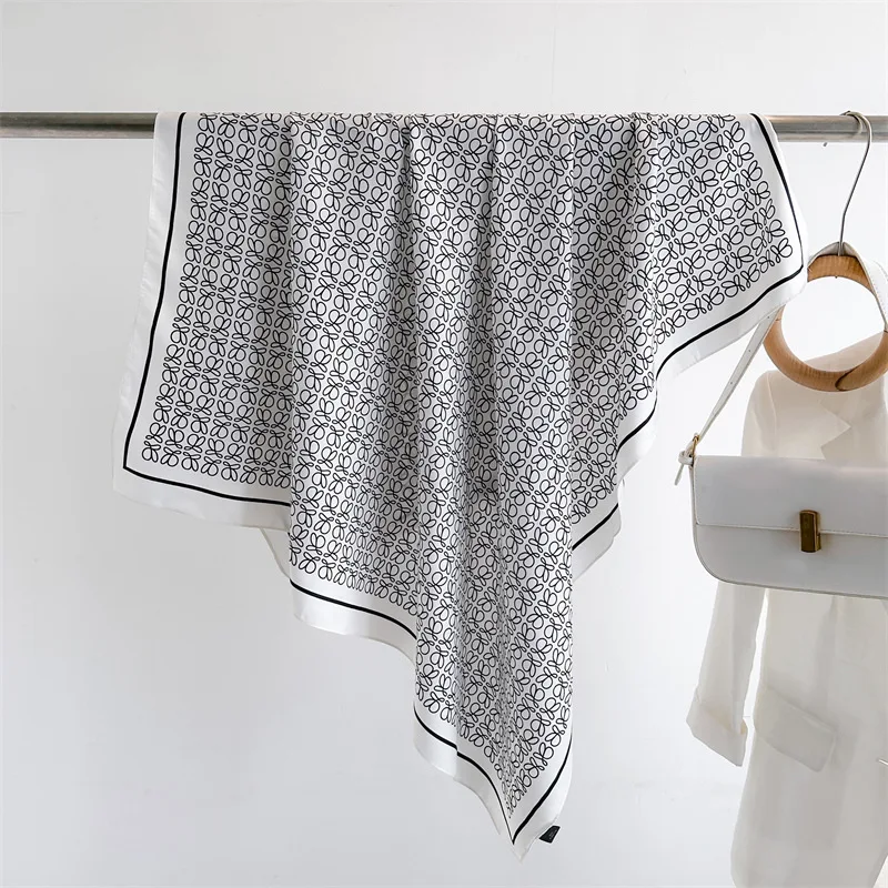 1 pz 90 cm sciarpa in tessuto twill farfalla stampa modello grande sciarpa quadrata sciarpa di seta blocco solare sciarpa russa scialle