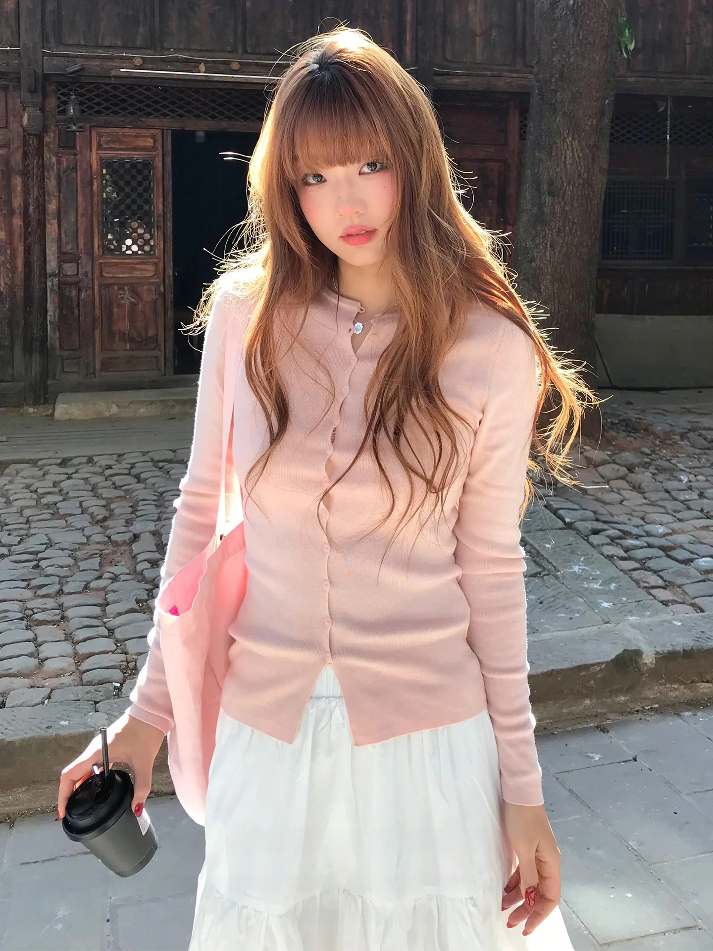 

Корейский женский вязаный кардиган Slim Fit розового цвета из серии Miu, ранневесенний, нежный, для ношения под одеждой, базовый слой, топ