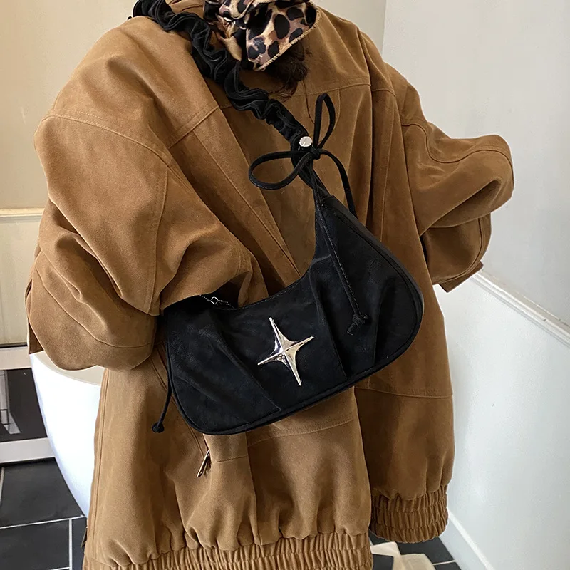 

2026 New Trend Personalized Underarm Bag Women's Urban Fashion Women's Niche Design Folded Shoulder Luxury Classic Women's Bag