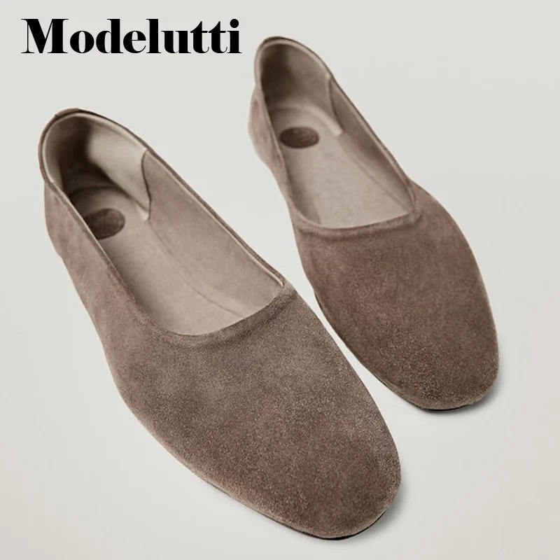 Spring 2023 New Summer Fashion Leather Flat Bottom Shallow Shoes Comfortable Women Solid Color Simple Casual Shoes