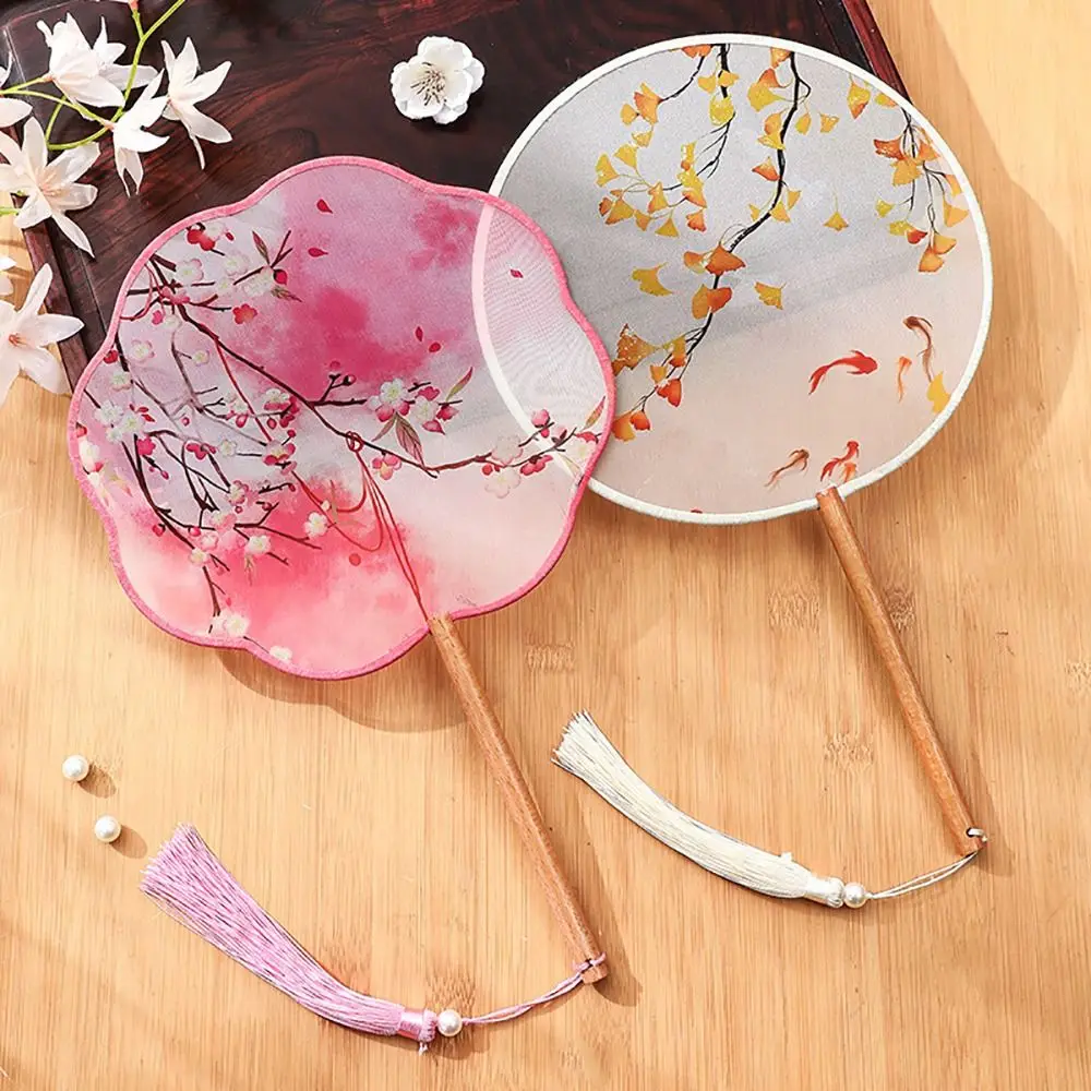 1Pcs New Vintage Silk Fan Cheongsam Tang Suit Ancient Tassel Dance Round Hand Fan Wedding Party Accessories Printing Chinese Fan