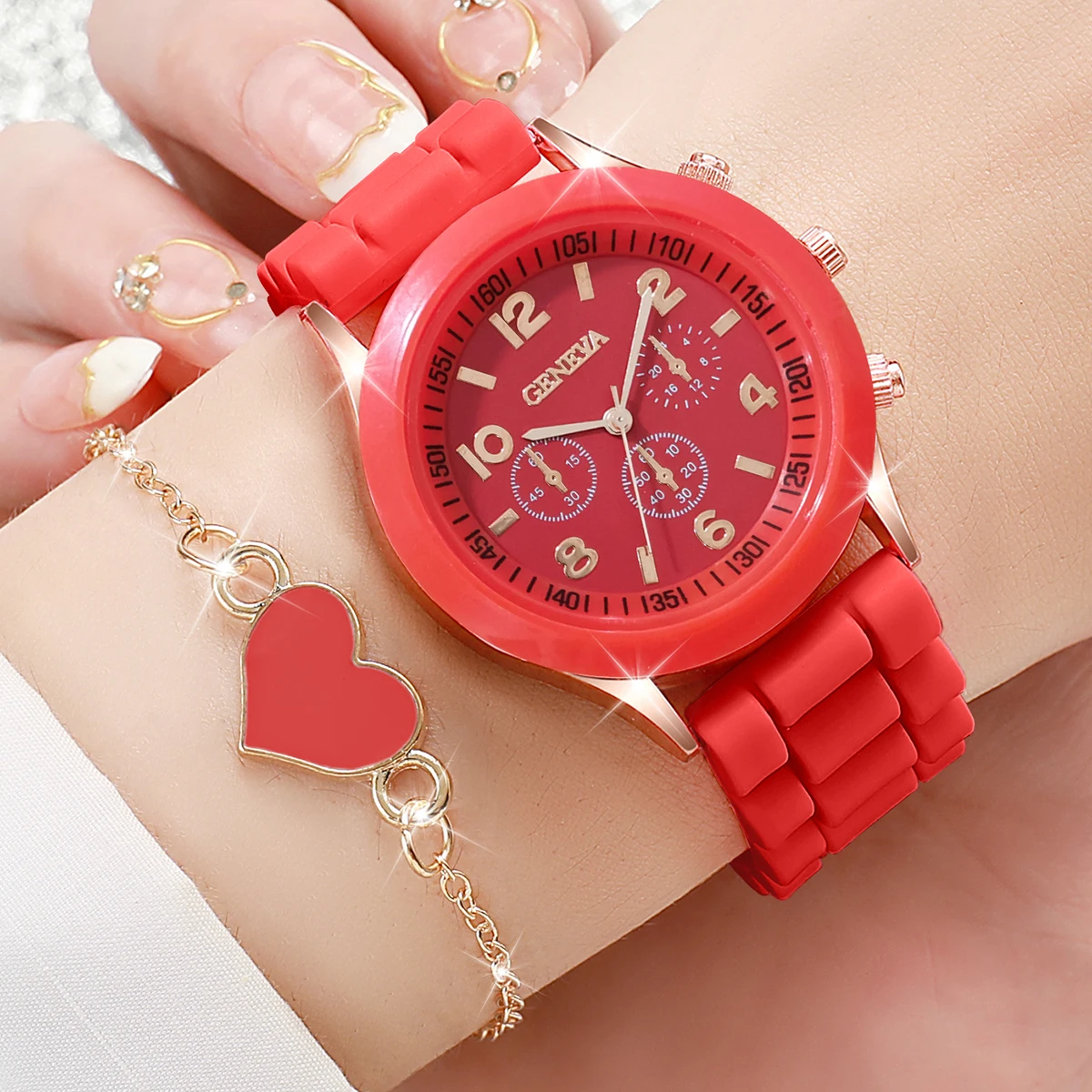 4PCS/Set Couple\'s Watches Fashion Silicone Band Women Quartz Watch Heart Bracelet Set（Without Box）