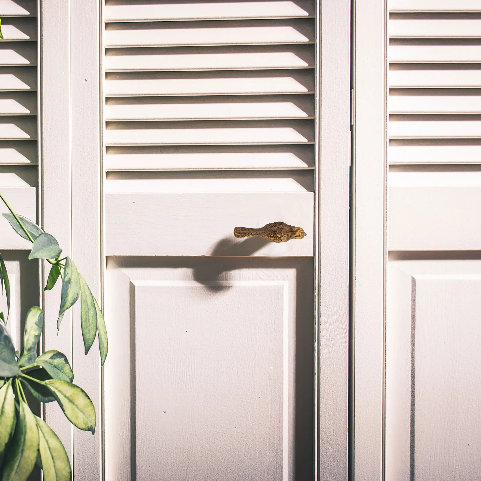 

2Pcs Bird Cabinet Knobs Single Hole Animal Drawer Pulls Zinc Alloy Handles for Dresser Wardrobe Cupboard Kitchen Furniture