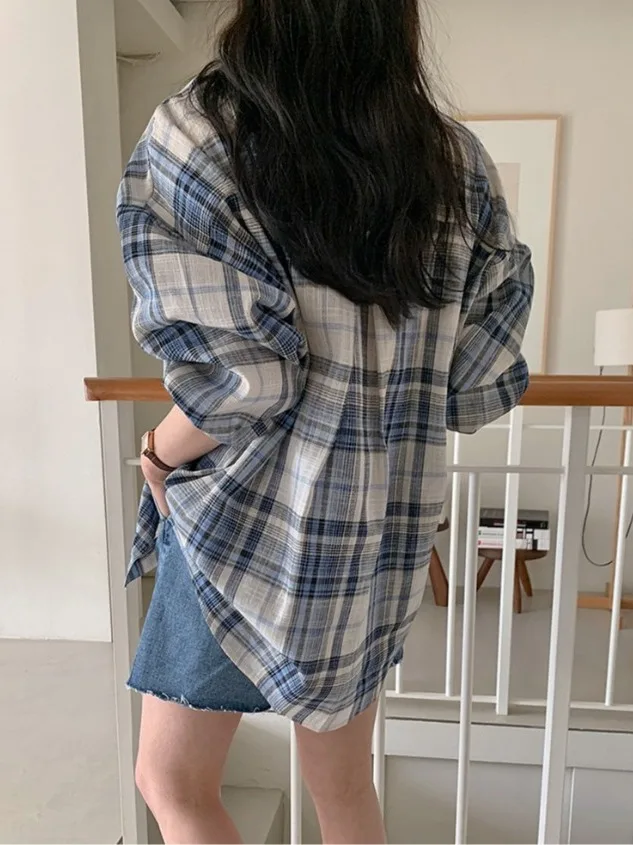 

Женский свободный повседневный топ в синюю клетку Long Sve irt, весна 2024, Новое поступление, корейская версия, универсальный топ Hong Kong Sle