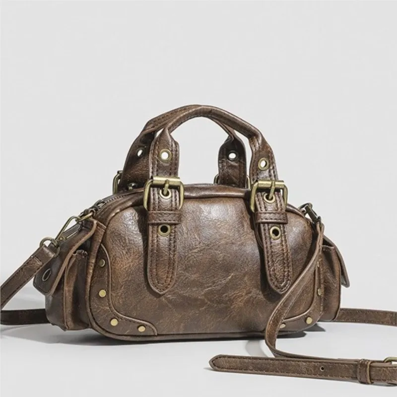 

JIAERDI Ретро коричневая сумка с заклепками, женская популярная кожаная текстурированная сумка для боулинга для девочек, женская сумка через плечо Y2k, уникальный дизайн, новинка
