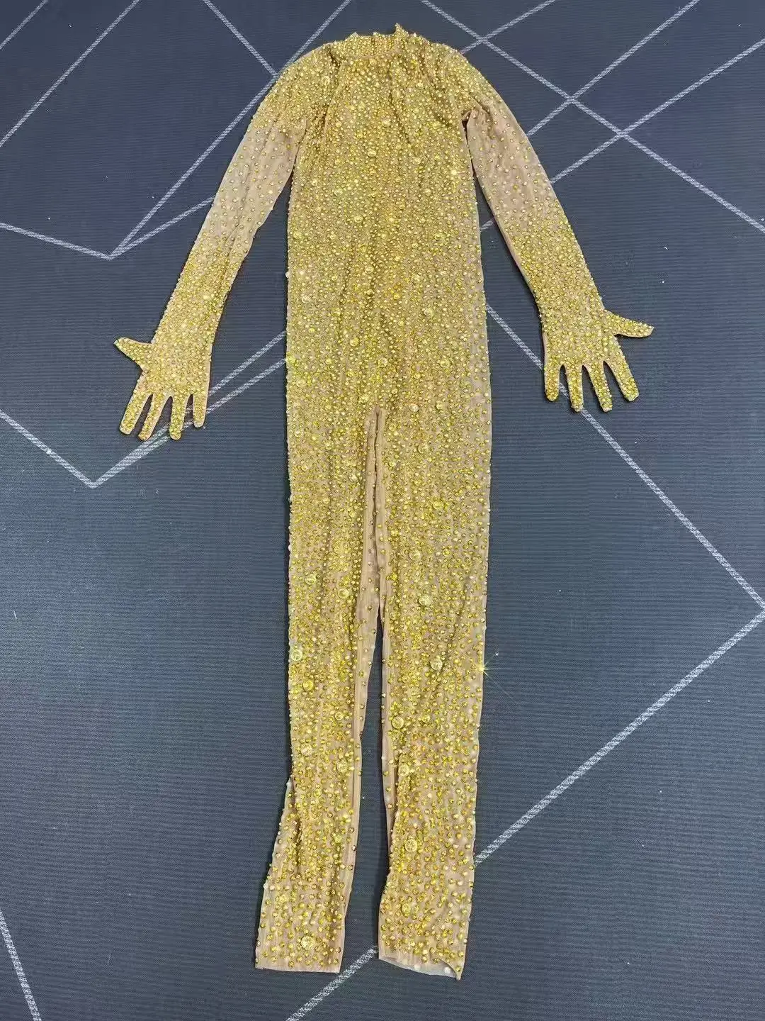 Body de luxe doré scintillant avec strass, fait à la main, spectacle de fête d'anniversaire, tenue de mode, chanteur, danseuse, vêtements de scène