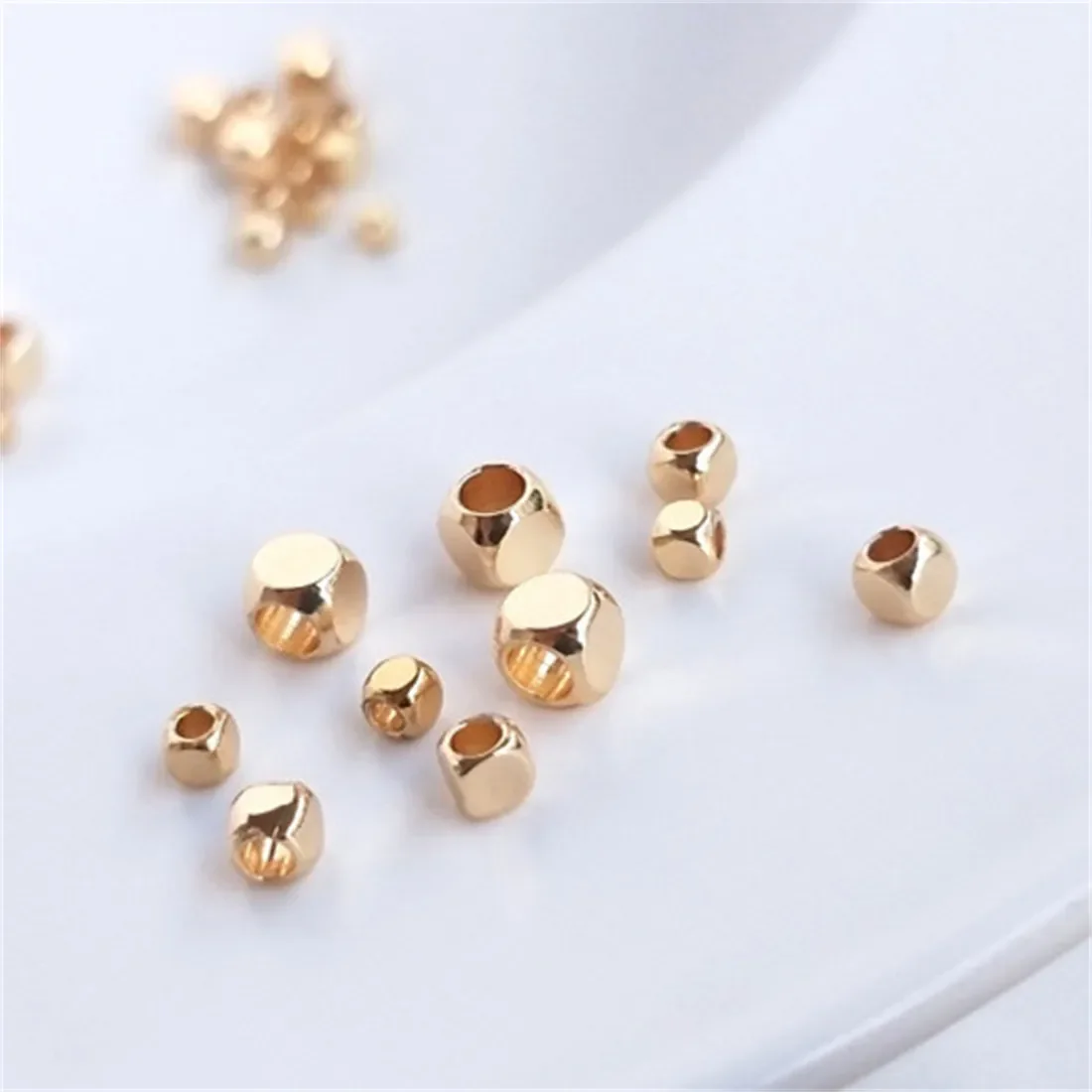 14K Bag of Gold Small Square Beads Separated Dice Beads Handmade Diy String Jewelry Bracelet Earrings Accessories C226