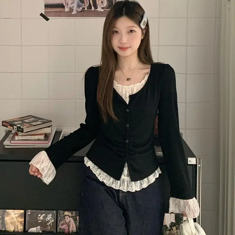 Hot 2026 Spring Autumn New Fashion Large Women Lazy Style Korean Lace Splicing Fake Two Piece Interior Bottom Shirt T-Shirt Tops