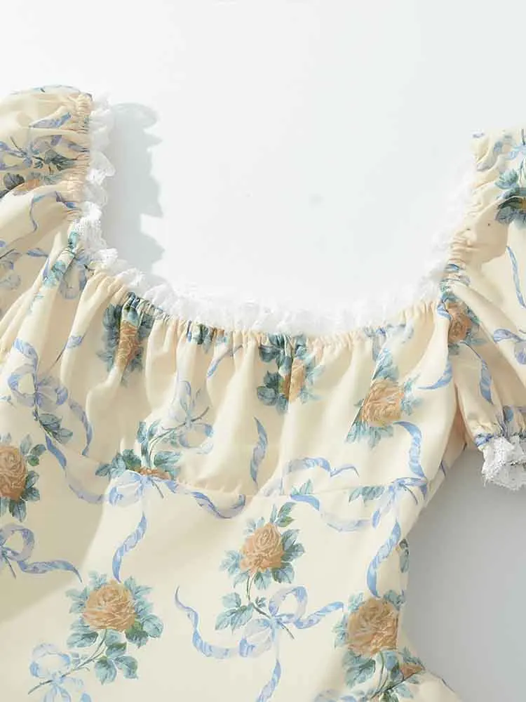 الملابس النسائية الجديدة على الطراز الأوروبي عصرية ومتعددة الاستخدامات وبسيطة. فستان دانتيل شبكي مطبوع بأكمام قصيرة