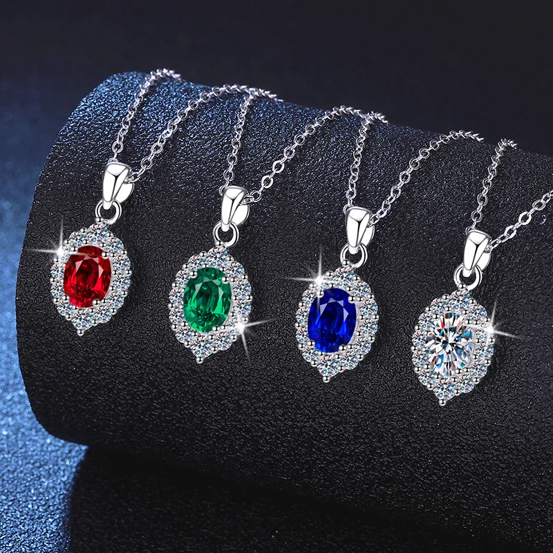 

PT950 Emerald Moissanite Necklace Vintage Platinum Jewelry Hypoallergenic Light Luxury Women's Gift Collectionnecklace for wome