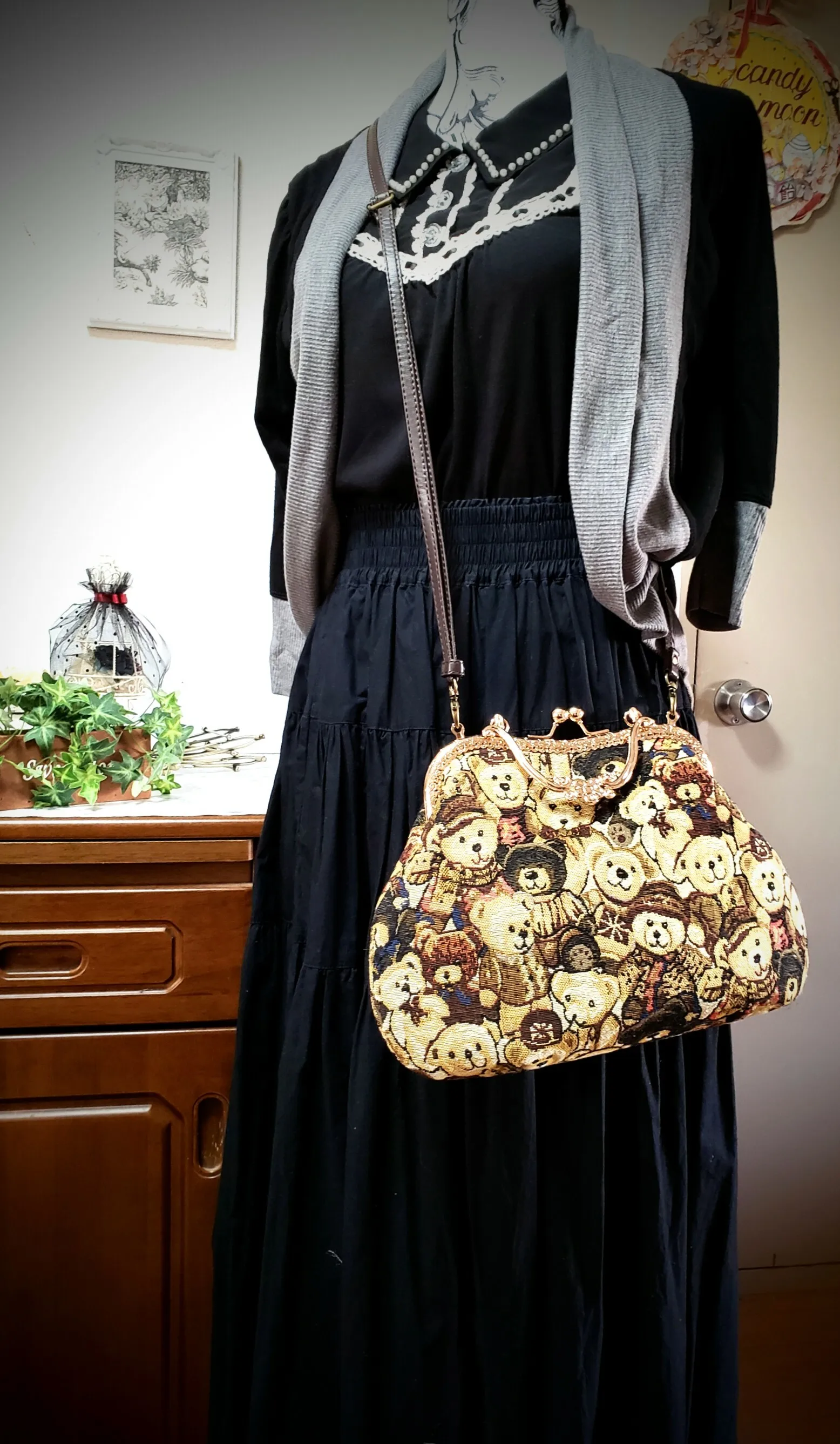 Lost in Vintage Teddy Bear Petite Point Print Purse Clutch Petite Point Handbag Metal Kiss Lock Pouch Evening Bags 30x25x6cm