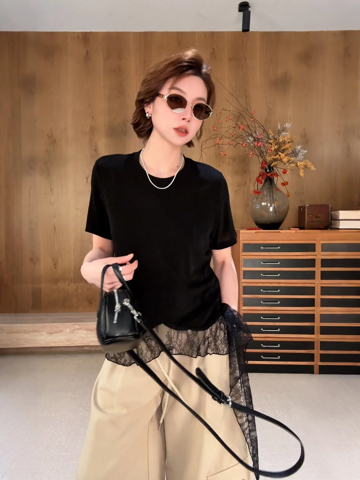 

Casual Style Short Sleeve T-Shirt Lace Patchwork Versatile Slimming Top for Women Summer Wear by Yue Yue Bu Xi Yu