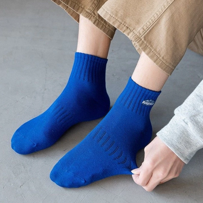 New Blue Socks Women In The Tube Socks Solid Color Trend Tube Socks Popular Style Men and Women Couples Stocking Sport Socks