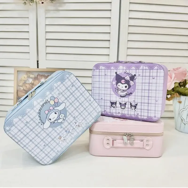 حقيبة مستحضرات التجميل Kuromi Hello Kittys مع حقيبة مستحضرات التجميل المرآة المحمولة ذات سعة كبيرة صندوق تخزين مستحضرات التجميل الجديد