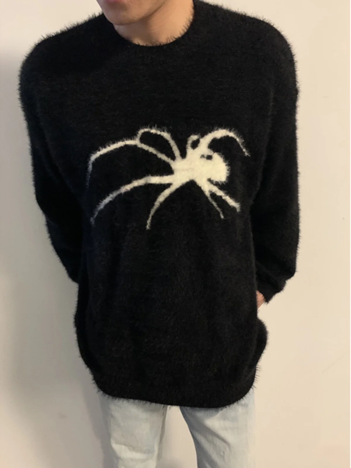 

Мужской трикотажный свитер Laid-ba Sle Spider Camere для осени и зимы, повседневная одежда, удобный крой, длинный рукав, круглый вырез, геометрический принт.