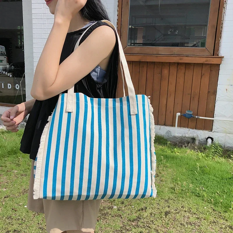 Canvas Trendy and Fashionable Women's Bag 2024 New Stripe Large Capacity Women's Shoulder Bag High Quality Youth Versatile Bag