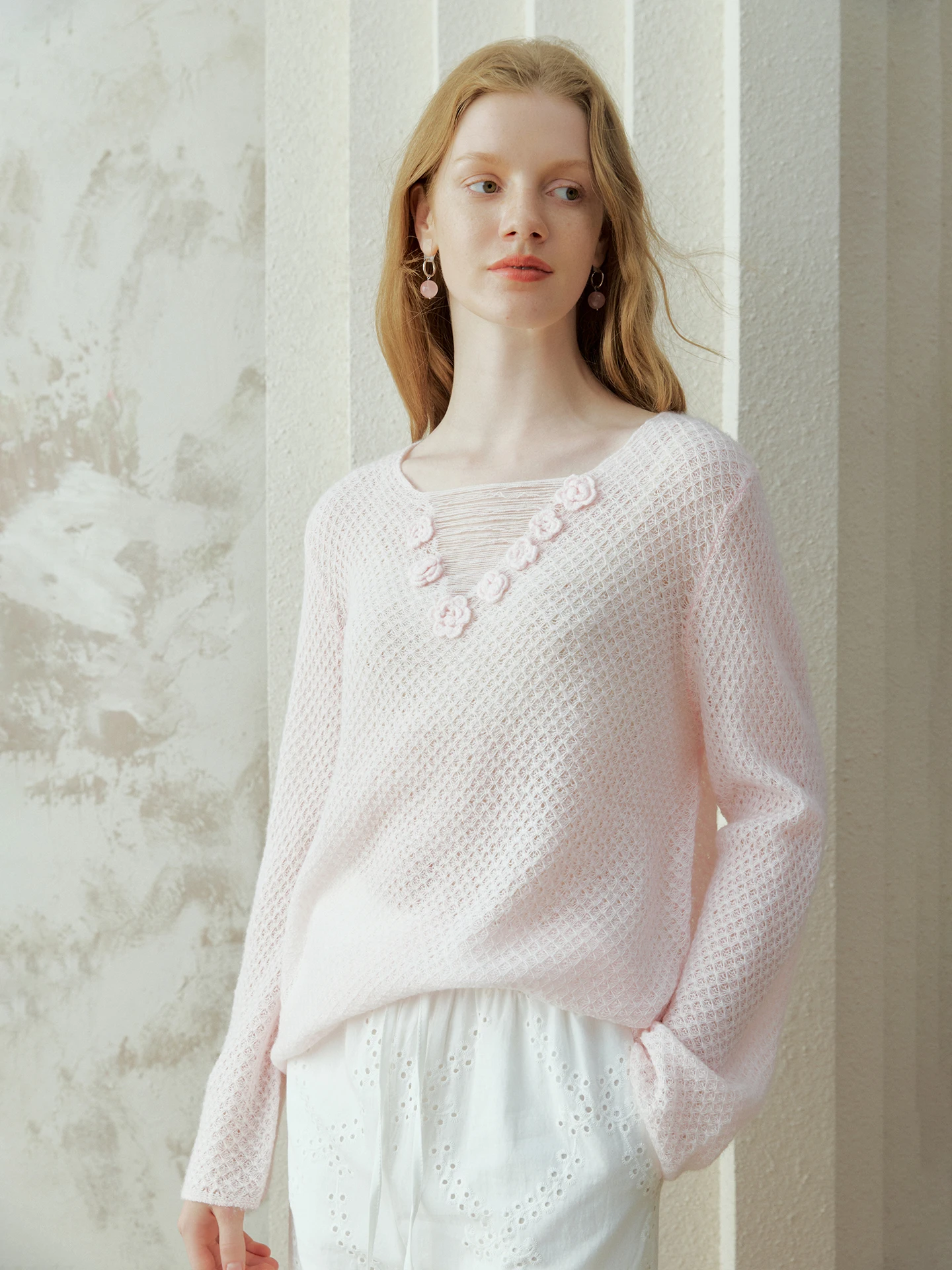 

Sweet Dr Floating Flower Hollow out V-ne Knitwear Women's Loose Lightweight Summer Top Tee Colors Floral Decorated