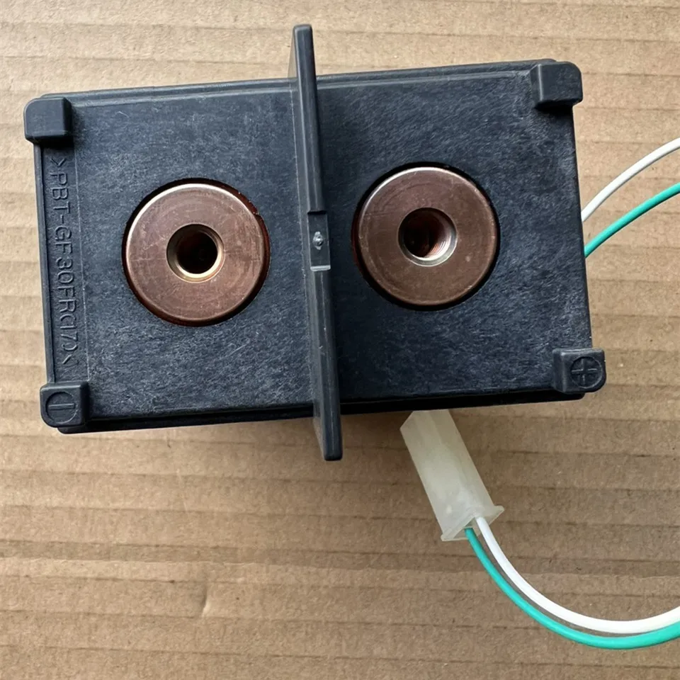 Original new 100% AEV17012 heavy load relay 12VDC 250A image 2
