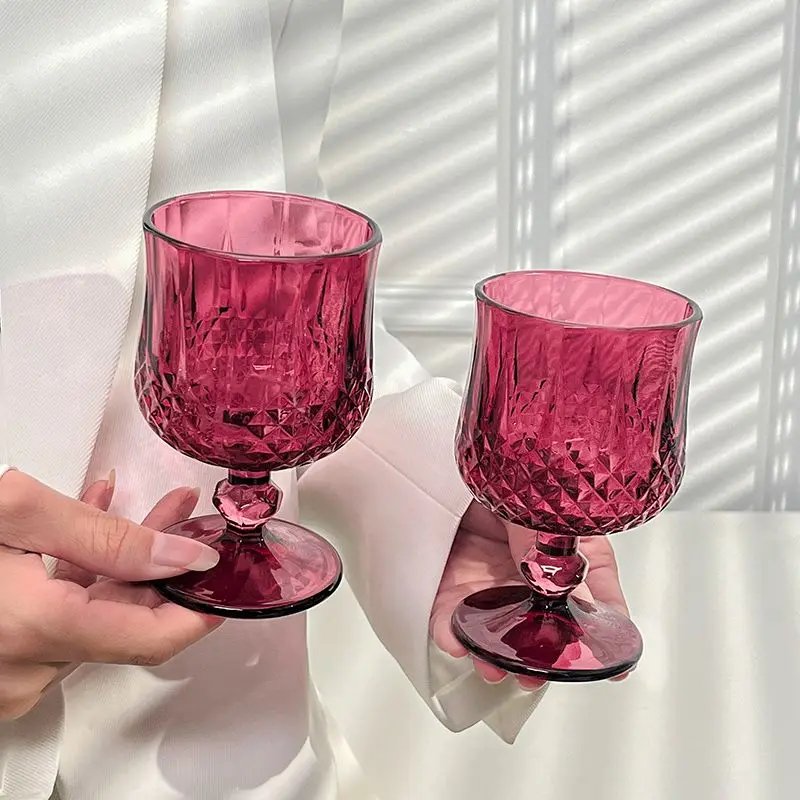 

2pcs 190ml Elegant Glassware Cocktail Vintage Rose Red Relief Tall Champagne Glass Transparent Drinking Drinkware Wine Goblet