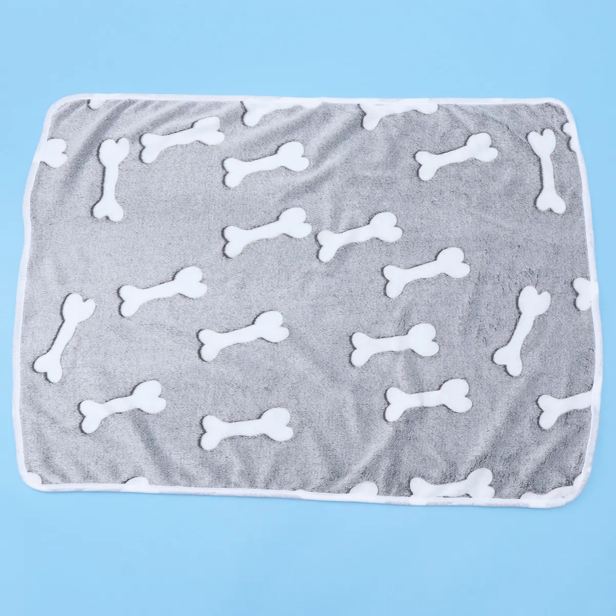 

Cartoon Bone Printed Dog Blanket Thick Warm Pet Blanket for Dogs Cats Double Sided Ultra Soft Comfortable Travel Winter Autumn