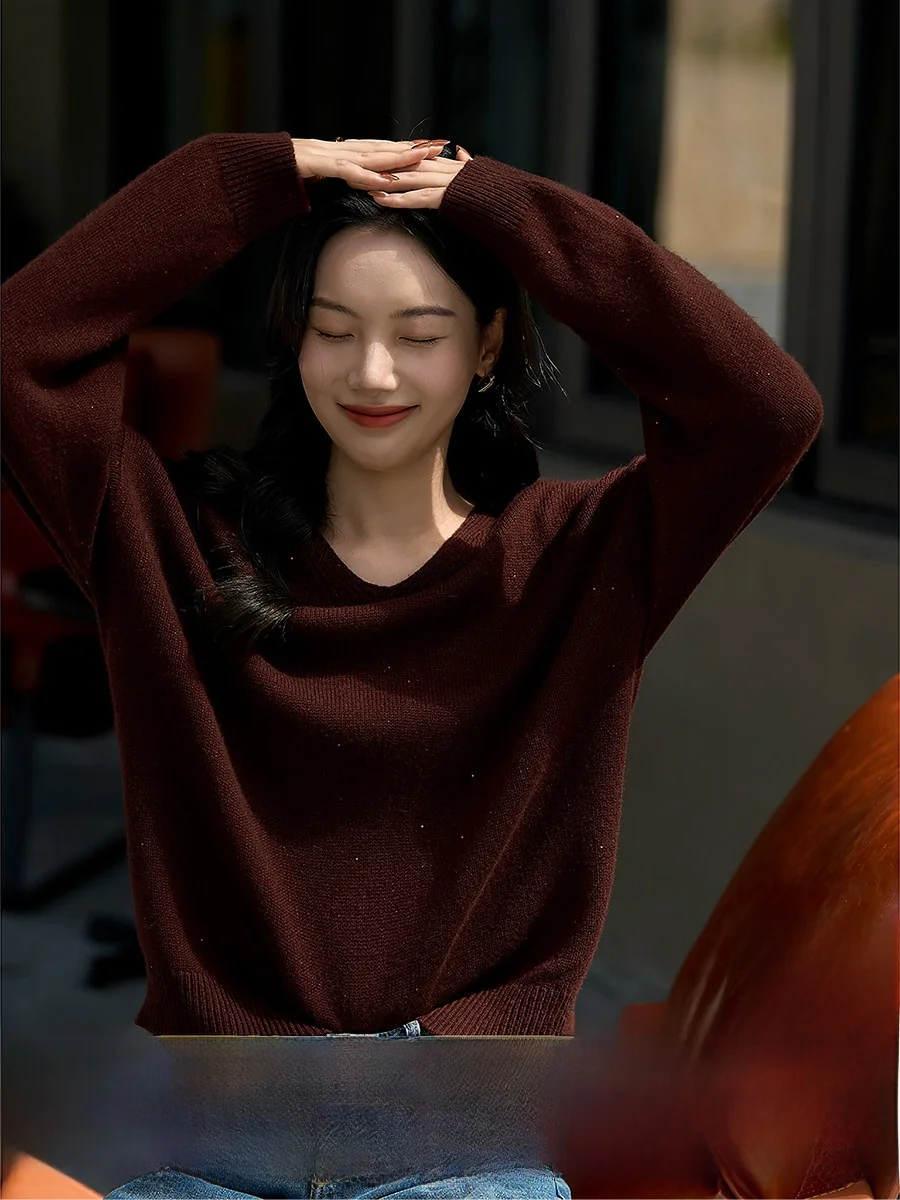 

Soft V-Ne Knitted Sweater Wool Camere Blend Gentle Loose Feeling Autumn Winter New Arrival Women's Faion Comfortable Kn...