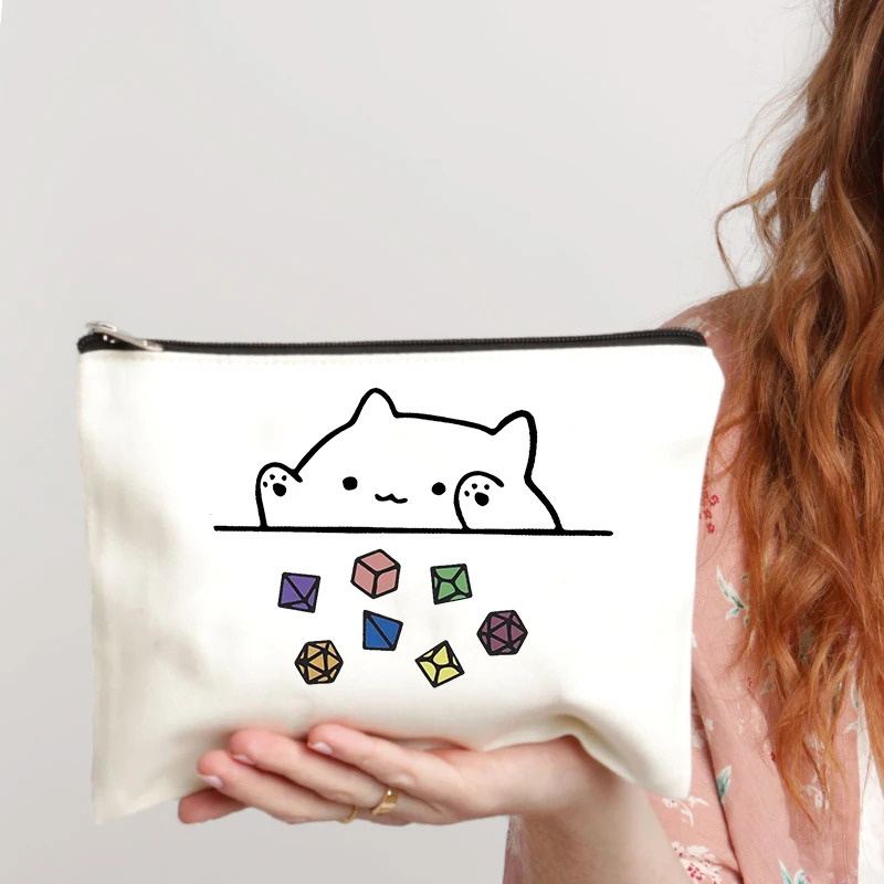 

Cat Throwing Dice DnD Dungeon Master Makeup Bags of Holding Zipper Pouch Gamer Dice Cosmetic Bag Birthday Valentines Day Gifts
