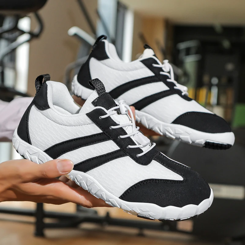 

Outdoor Hiking Shoes Men Anti-slip Lightweight Sports Shoes Men Lace-up Mountain Climbing Breathable Casual Sneakers Men Shoes