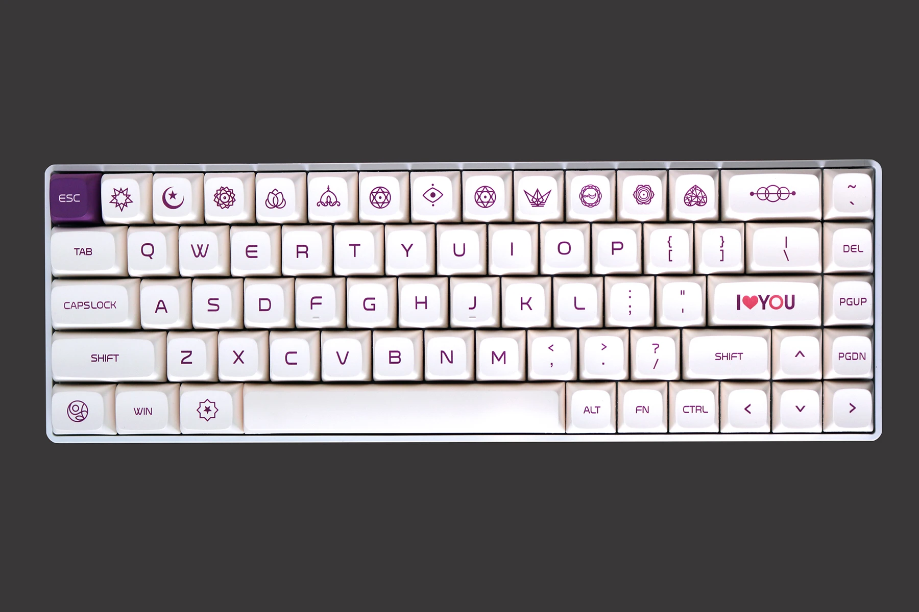 

GMK Milk Purple keycaps, 137 Keys PBT keycaps XDA Profile DYE-SUB Personalized GMK Keycaps For Mechanical Keyboard